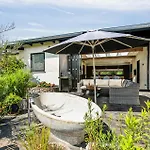 4 Bedroom Luxurious In Сasa de vacaciones *