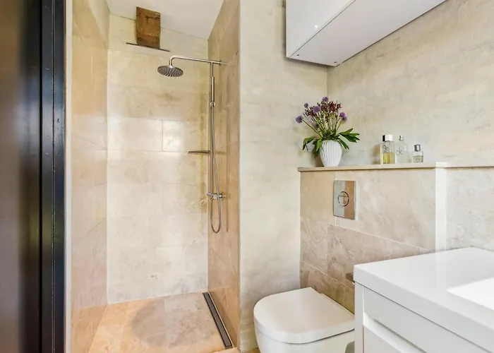 4 Bedroom Luxurious In 別荘 ジルレジェ